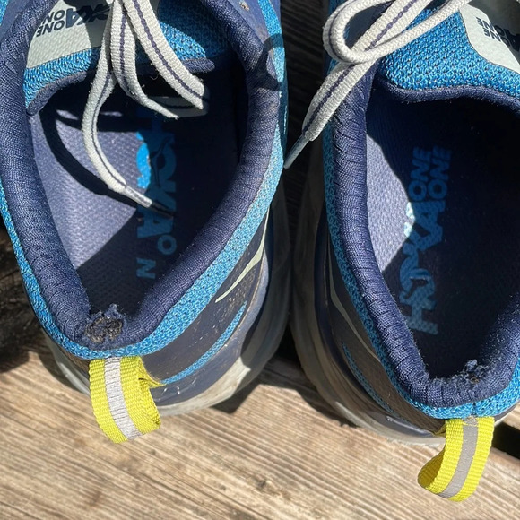 Hoka One One Arahi 3 Running Shoe Size 9.5 - Picture 4 of 8